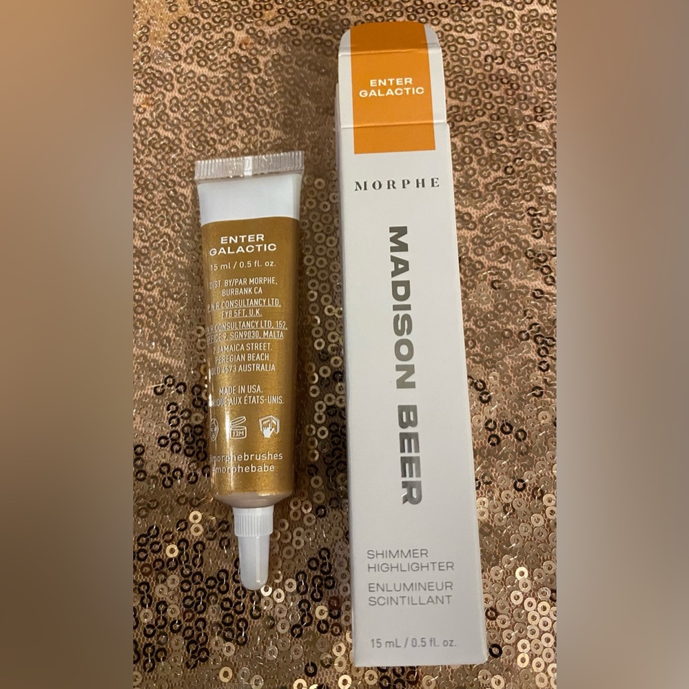 Highlighter | Morphe Madison Beer Shimmer Highlighter Enter Galactic